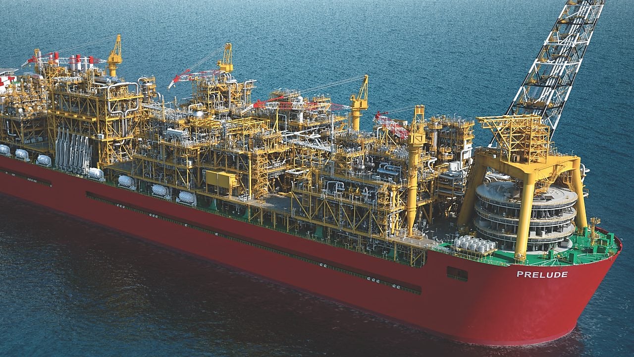 フローティングLNGでは、ガスの採掘から生産、液化、タンカーへの積載を全て洋上で行う